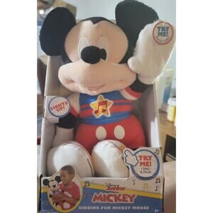 Mickey Mouse Singing Fun Disney Junior Mickey Plush Wiggle Giggle Song Lightsup